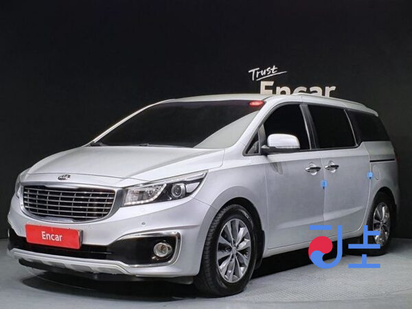 Kia Carnival silver - KNAMB81ABGS186850
