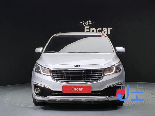 Kia Carnival silver - KNAMB81ABGS186850 - Image 3