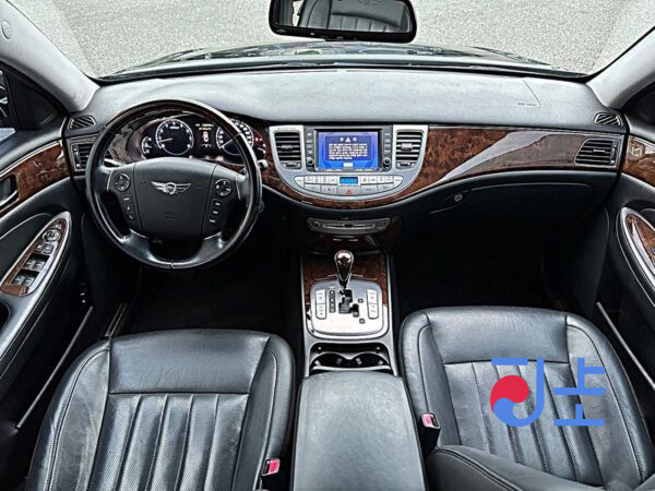 Hyundai Genesis black - KMHGB41EBBU129991 - Image 7