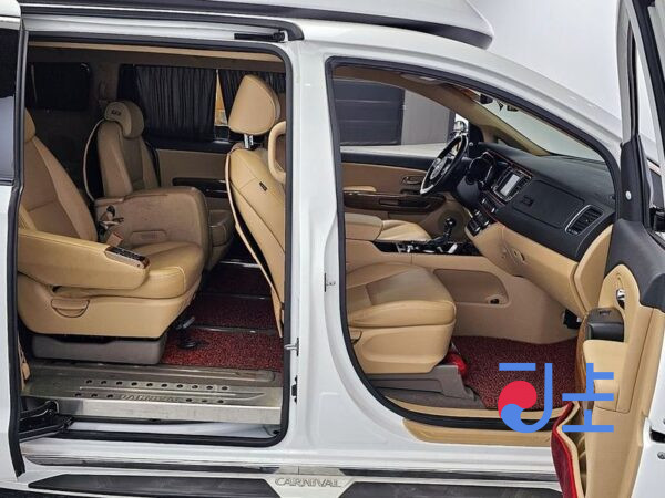 Kia Carnival white - KNHMF37ABGS091224 - Image 16