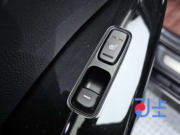 Kia K7 black - KNALD418BHA061809 - Image 18