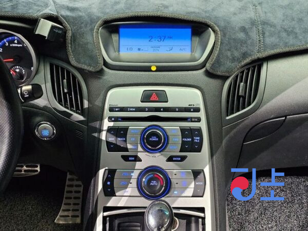 Hyundai Genesis grey - KMHHT61DP9U009768 - Image 14