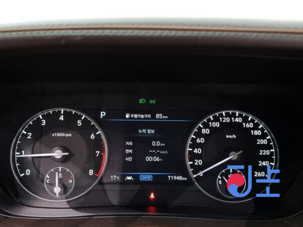 Genesis G90 black - KMHG341DDKU059700 - Image 8