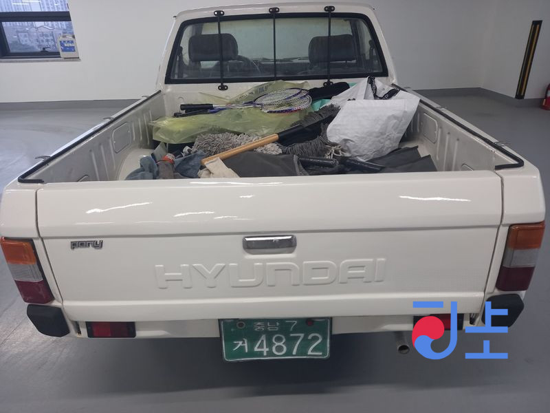 Hyundai Pony white - KMHPB21EPHU034167 - Image 9