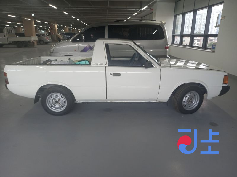 Hyundai Pony white - KMHPB21EPHU034167 - Image 14