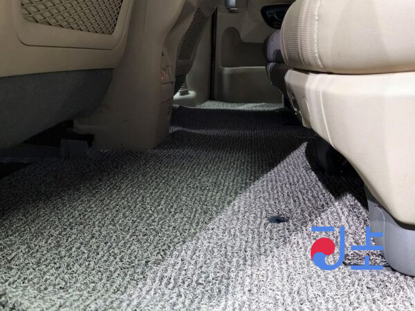 Kia Carnival white - KNAME811BKS547275 - Image 19