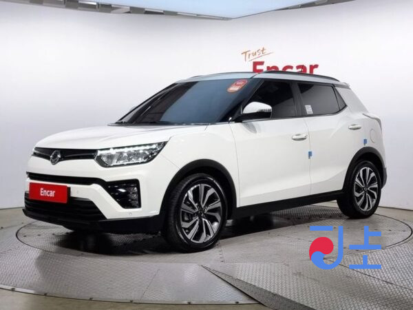 SsangYong Tivoli white - KPBXH3AT1LP313122