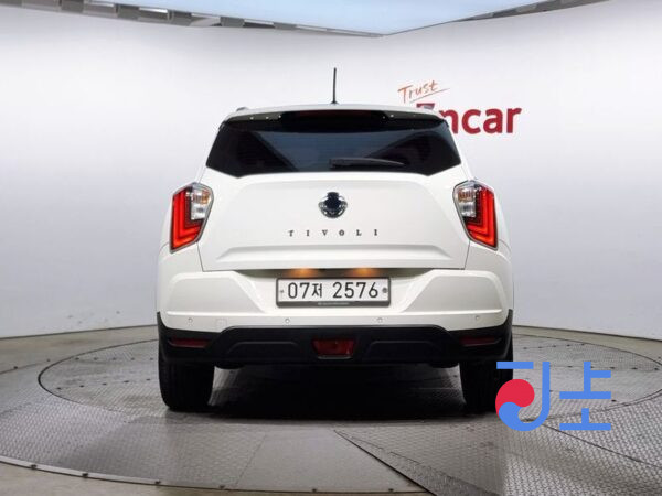SsangYong Tivoli white - KPBXH3AT1LP313122 - Image 4