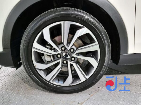 SsangYong Tivoli white - KPBXH3AT1LP313122 - Image 5