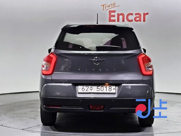 SsangYong Tivoli grey - KPBXL3AP1JP213598 - Image 4