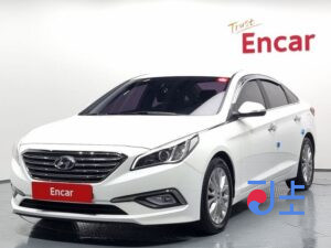 Hyundai Sonata white - KMHE341CBFA097967
