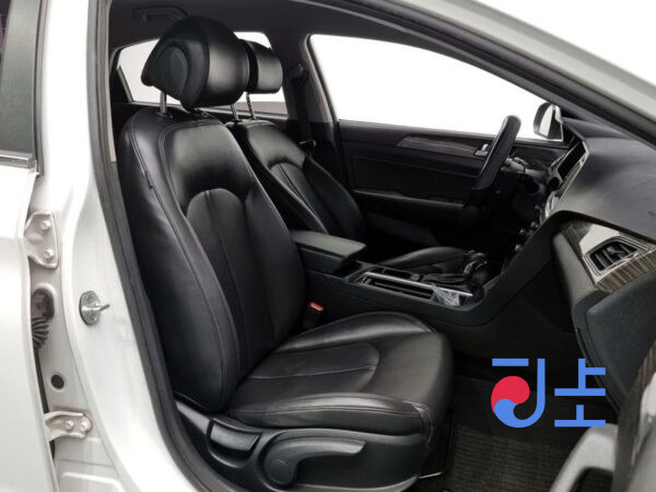 Hyundai Sonata white - KMHE341CBFA097967 - Image 10