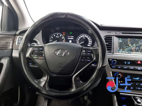 Hyundai Sonata white - KMHE341CBFA097967 - Image 13