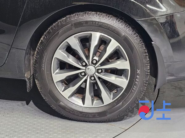Kia Carnival black - KNANB81ABJS416407 - Image 5