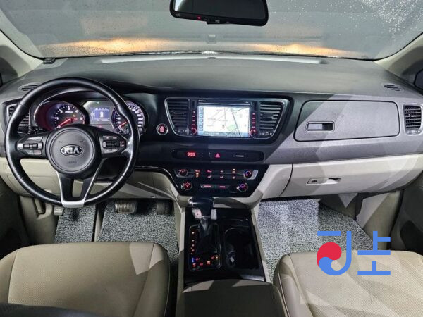 Kia Carnival black - KNANB81ABJS416407 - Image 7