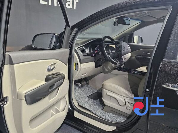 Kia Carnival black - KNANB81ABJS416407 - Image 10