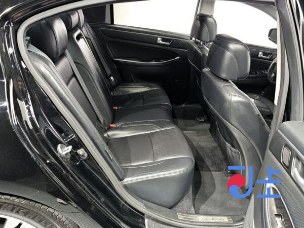 Hyundai Genesis black - KMHGC4DD2DU249176 - Image 12