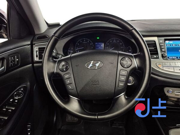 Hyundai Genesis black - KMHGC4DD2DU249176 - Image 13
