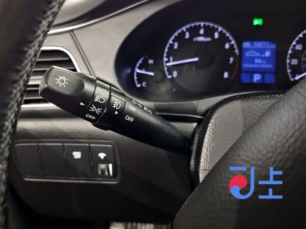 Hyundai Genesis black - KMHGC4DD2DU249176 - Image 17
