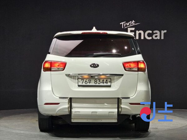 Kia Carnival white - KNHMF37A-36486732 - Image 4