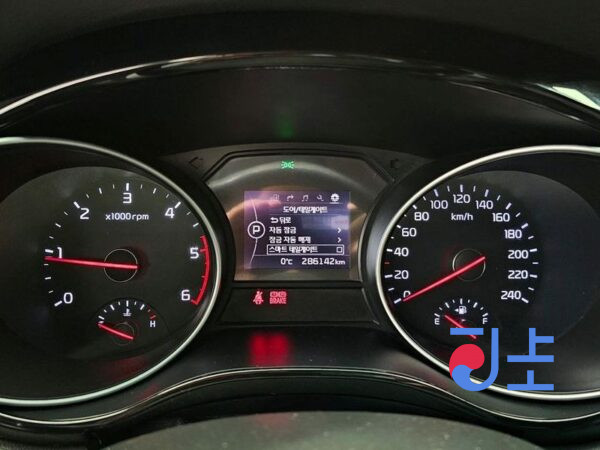 Kia Carnival grey - KNAME81ABFS076005 - Image 8