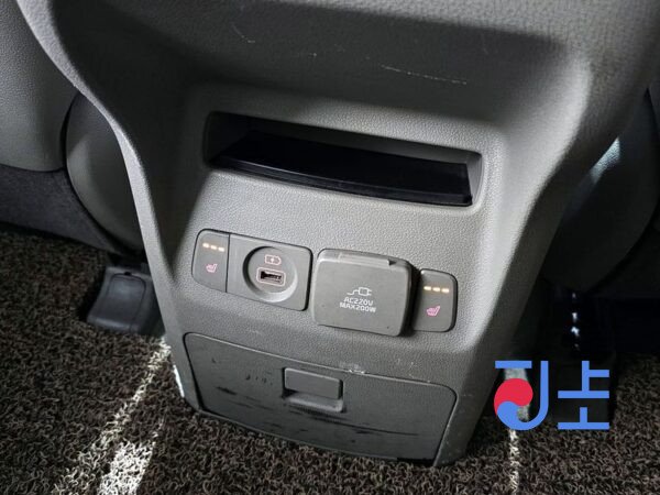 Kia Carnival grey - KNAME81ABFS076005 - Image 18