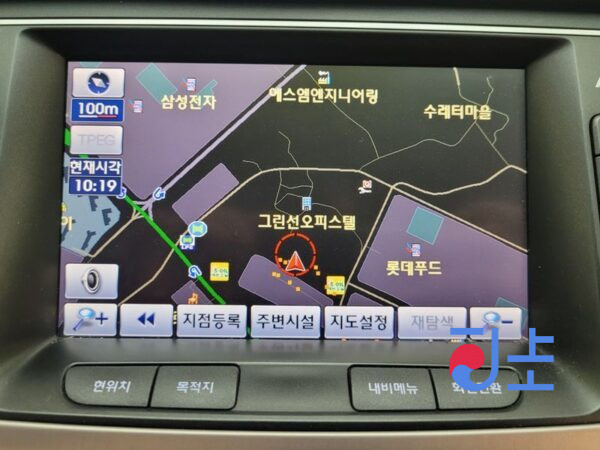 Hyundai Genesis black - KMHGB41ABBU138035 - Image 9