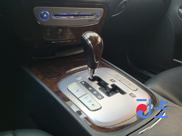Hyundai Genesis black - KMHGB41ABBU138035 - Image 11