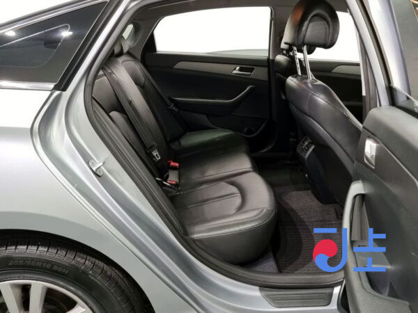 Hyundai Sonata silver - KMHE341DBFA013016 - Image 12
