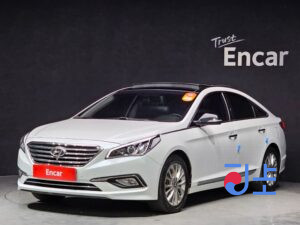 Hyundai Sonata white - KMHE341DBFA037364