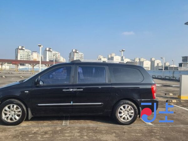 Kia Carnival black - KNHMB76438S230295 - Image 2