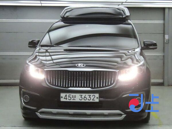 Kia Carnival black - KNAME811BJS352469 - Image 2