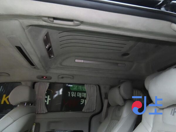 Kia Carnival black - KNAME811BJS352469 - Image 14