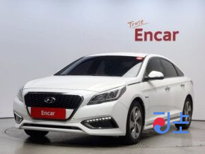Hyundai Sonata white - KMHE5411BGA018392