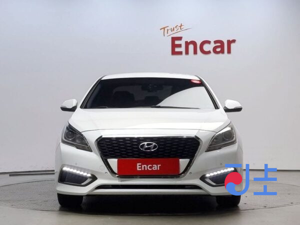 Hyundai Sonata white - KMHE5411BGA018392 - Image 3