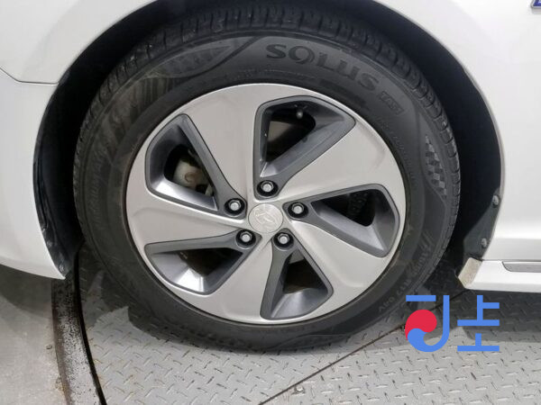 Hyundai Sonata white - KMHE5411BGA018392 - Image 5