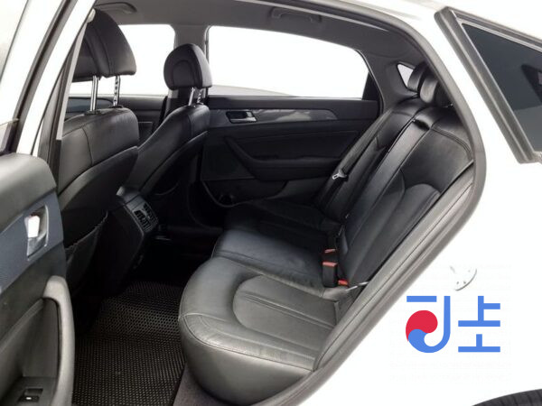 Hyundai Sonata white - KMHE5411BGA018392 - Image 13
