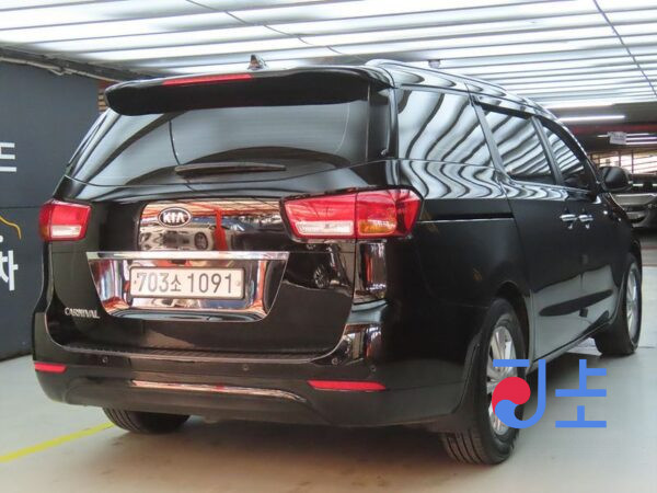 Kia Carnival black - KNHMF37ABJS437810 - Image 4