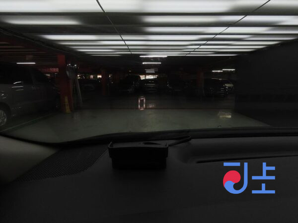 Kia Carnival black - KNHMF37ABJS437810 - Image 15