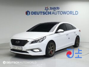 Hyundai Sonata white - KMHE341DBFA014609