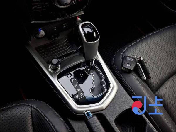 SsangYong Tivoli white - KPBXH3AR1FP017772 - Image 9