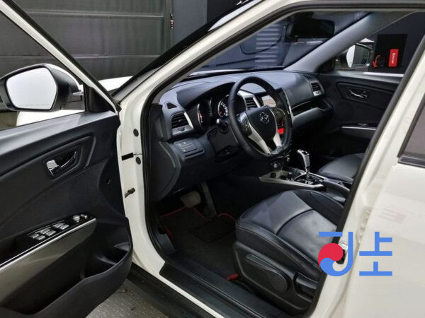 SsangYong Tivoli white - KPBXH3AR1FP017772 - Image 10