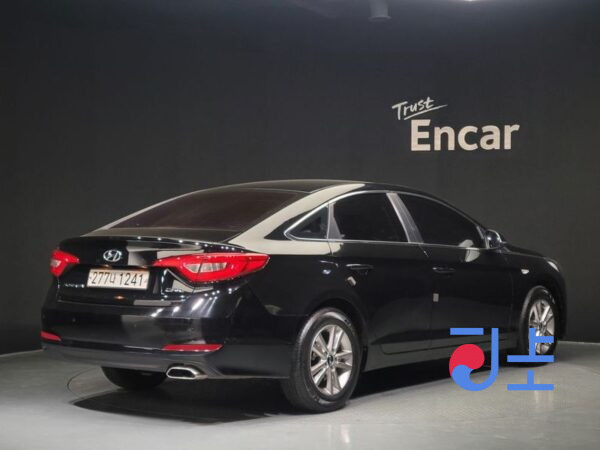 Hyundai Sonata black - KMHE241CBHA268826 - Image 2