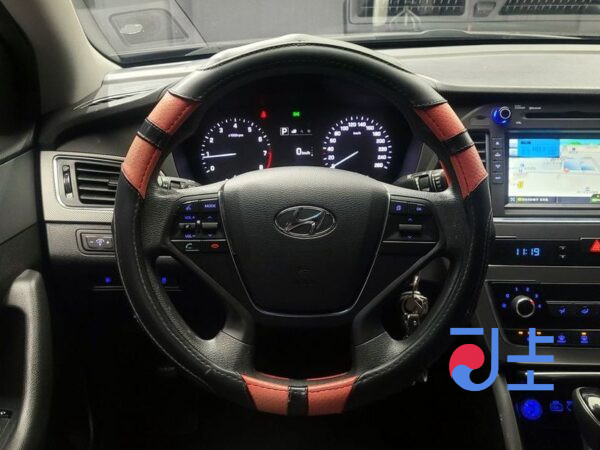Hyundai Sonata black - KMHE241CBHA268826 - Image 13
