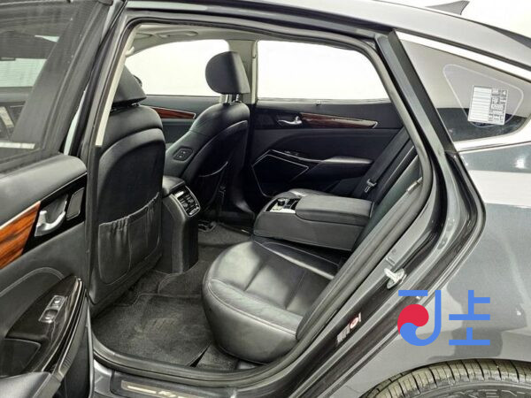 Kia K7 grey - KNALD418BGA026995 - Image 12