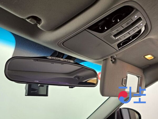 Kia K7 grey - KNALD418BGA026995 - Image 17