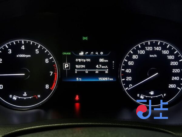 Hyundai Genesis white - KMHGL41DDFU021261 - Image 8