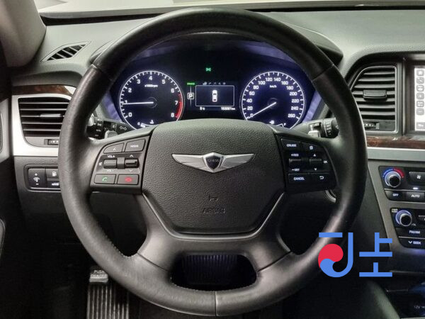 Hyundai Genesis white - KMHGL41DDFU021261 - Image 13