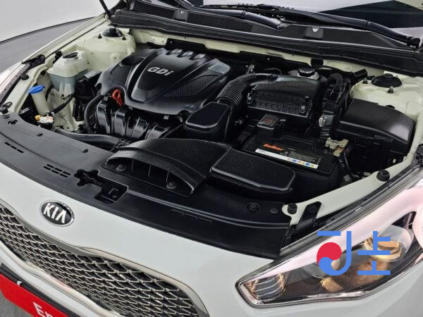 Kia K7 white - KNALM415BFA194510 - Image 7