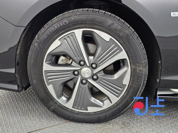 Hyundai Sonata black - KMHE3413BJA069268 - Image 5